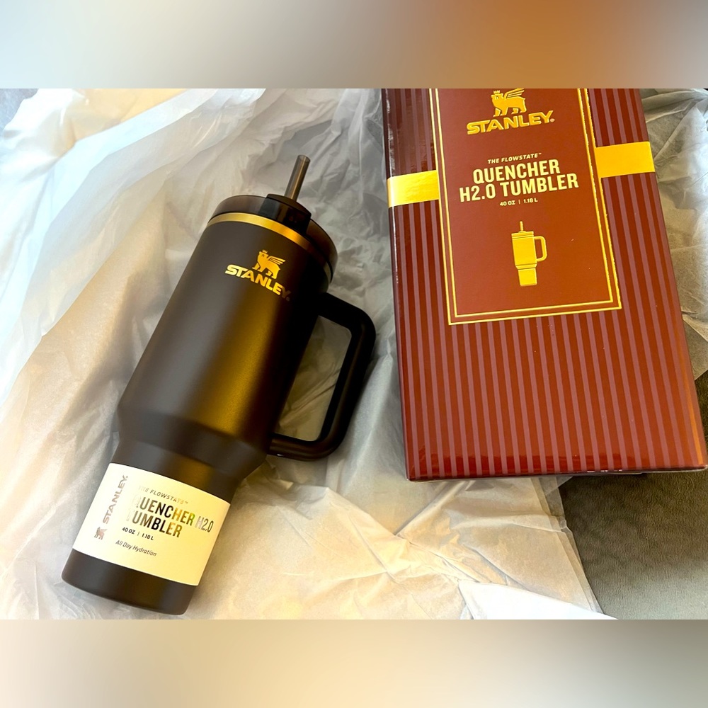 LIMITED EDITION Stanley Chocolate Gold 40oz Quencher NWT